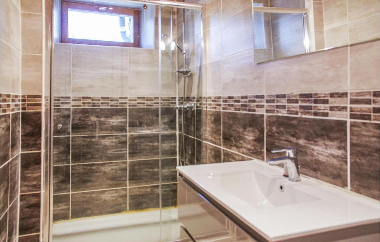 3 Bedroom Beautiful Home In Cheylade Extérieur photo